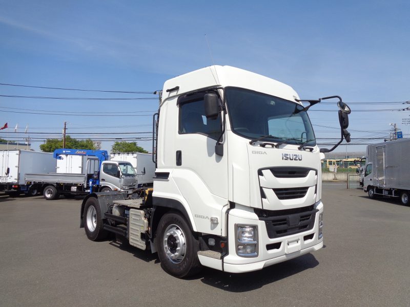 いすゞ 大型トラック トラクタエアサスハイルーフ11 5ｔ 在庫検索 株式会社 芳真