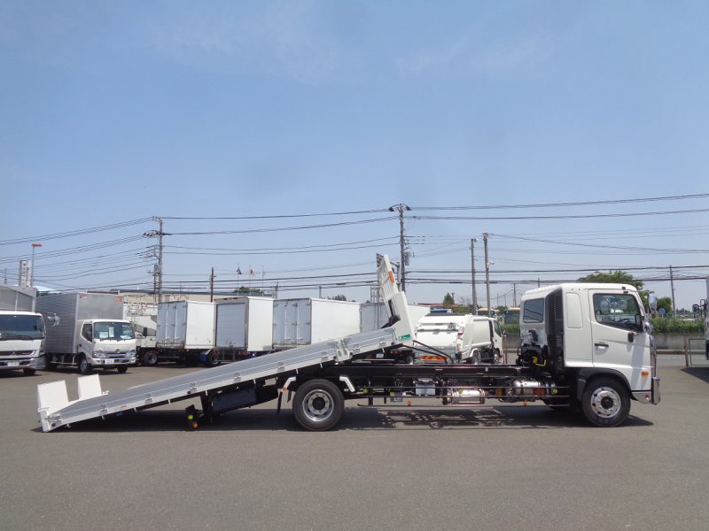 日野 大型トラック セフティーローダ 画像