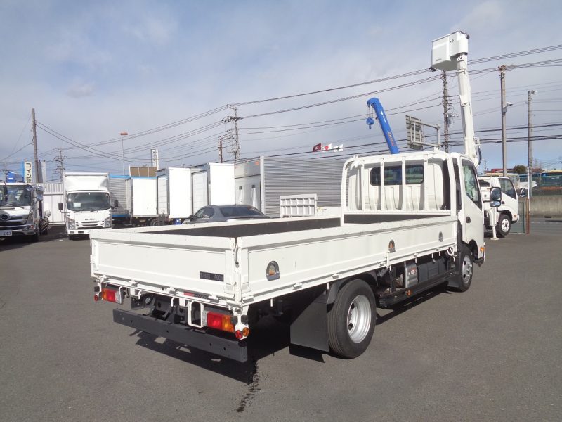 日野 小型トラック平ボデー(5ｔ未満・AT車)ワイドロング 画像