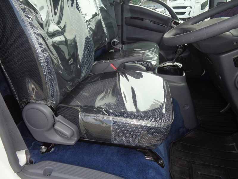いすゞ 小型トラック ドライバンPG付リヤシャッター(3.95t)4.95mスムーサー 画像