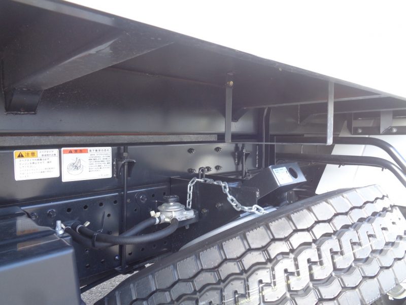 いすゞ 小型トラック 深ダンプステンレスボデー(デジタル自重計付) 画像
