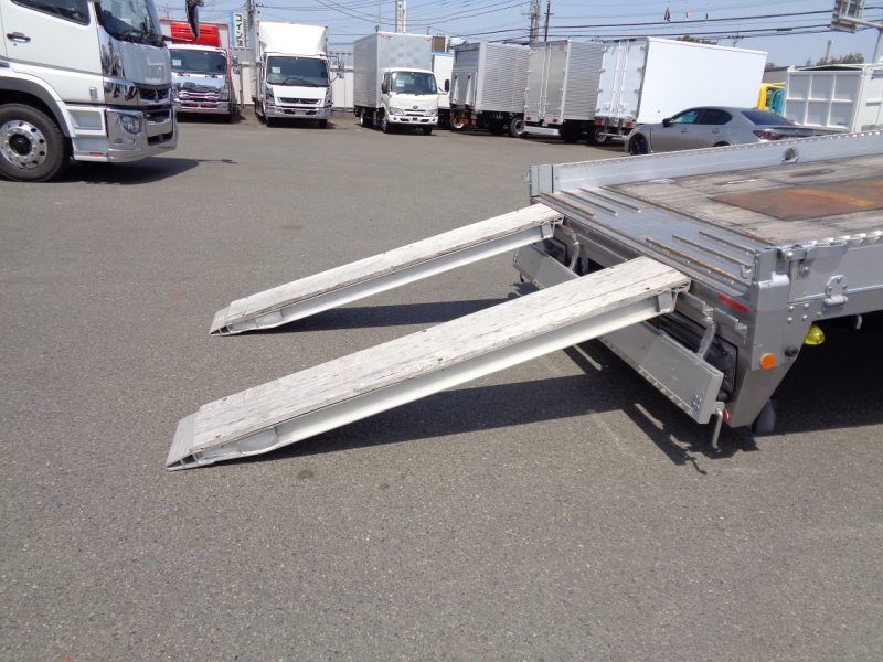 三菱 大型トラック 増ｔ4段ロングジャッキワイドウインチ付(3.9ｔ)6.5m 画像