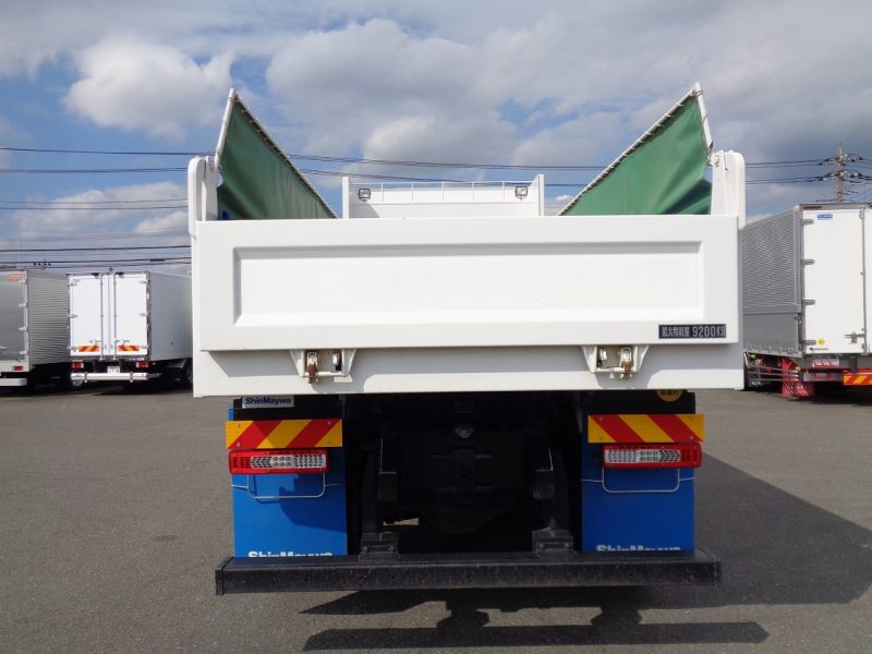 日産UD 大型トラック ダンプ土砂(5.1m)リターダー付 画像