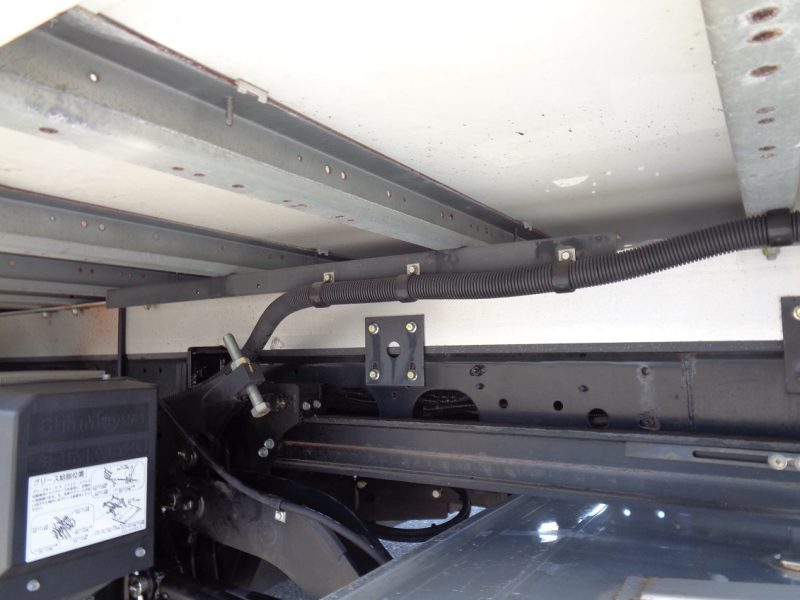 三菱 中型トラック 冷凍車ワイド格納PG付(スタンバイ付)断熱100mm 画像