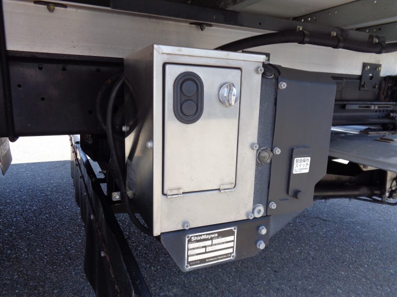 三菱 中型トラック 冷凍車ワイド格納PG付(スタンバイ付)断熱100mm 画像