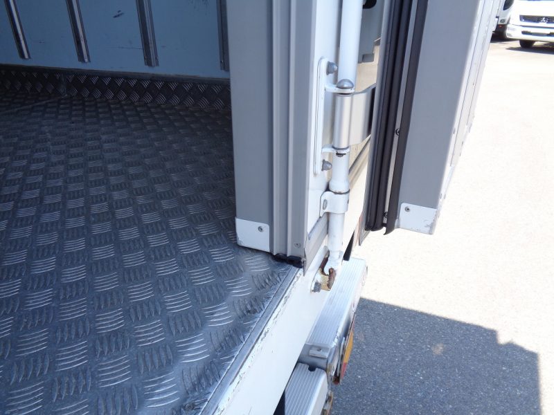 三菱 中型トラック 冷凍車ワイド格納PG付(スタンバイ付)断熱100mm 画像