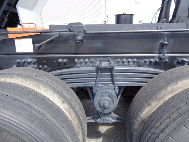 日産UD 大型トラック ダンプ土砂(5.1m)リターダー付 画像