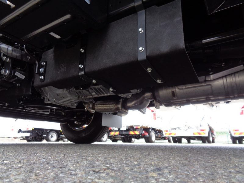 ニッサン 小型トラック 塵芥車(プレス式)5.9m3 画像