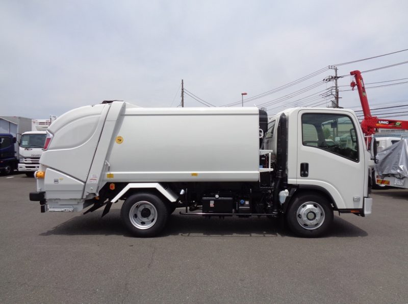 ニッサン 小型トラック 塵芥車(プレス式)5.9m3 画像
