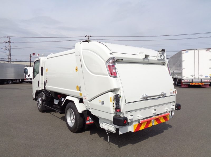 ニッサン 小型トラック 塵芥車(プレス式)5.9m3 画像