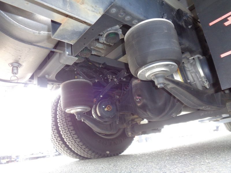 いすゞ 大型トラック 増tアルミ平ワイドエアサスPG付(7.0t)6.2m 画像