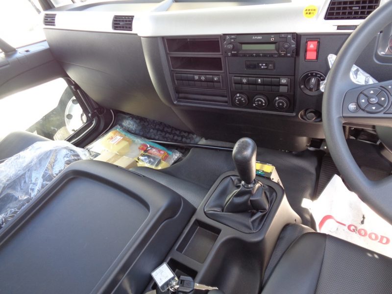 三菱 大型トラック 増tダンプ土砂7.7t 画像