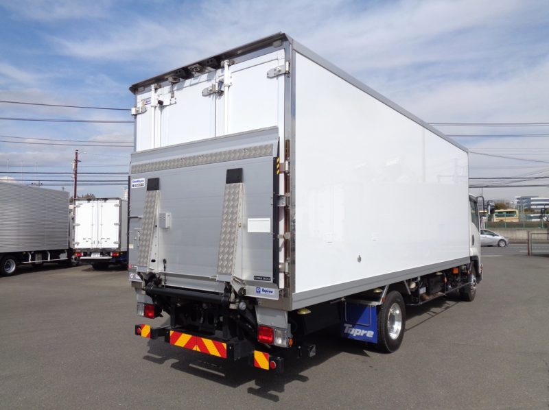 いすゞ 中型トラック 冷凍車PG付 画像