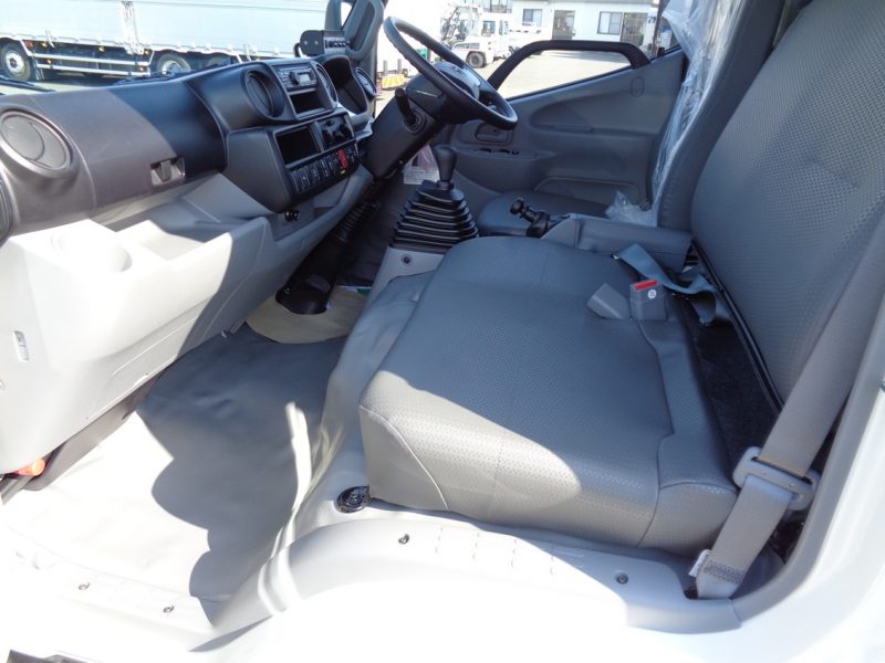 トヨタ 小型トラック 塵芥車(プレス式)4.3m3 画像
