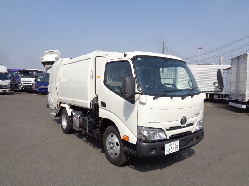 トヨタ 小型トラック 塵芥車(プレス式)4.3m3 画像