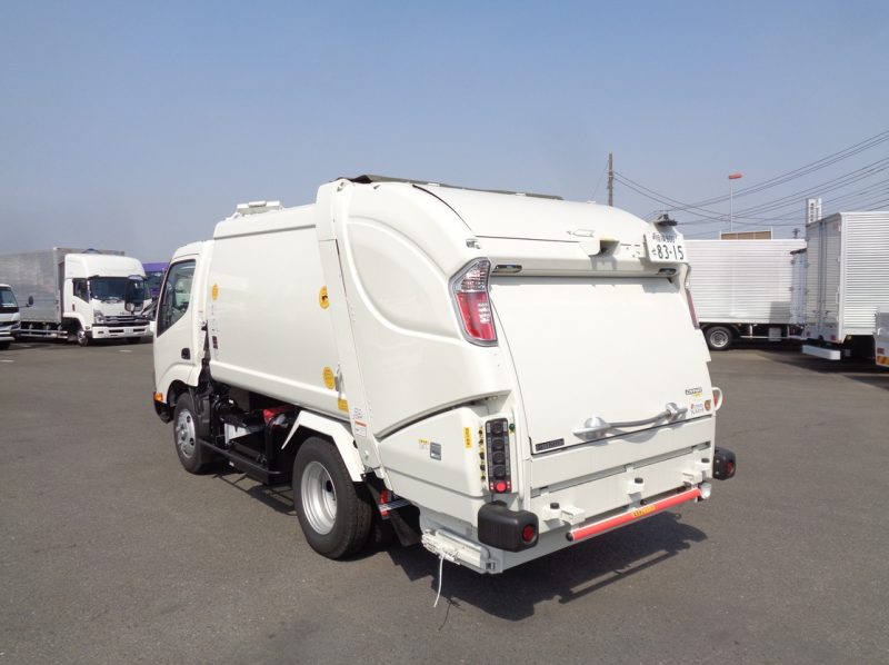 トヨタ 小型トラック 塵芥車(プレス式)4.3m3 画像