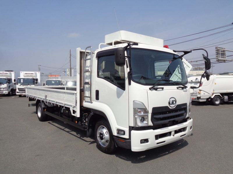 日産UD 中型トラック 平ボデー5.7m 画像
