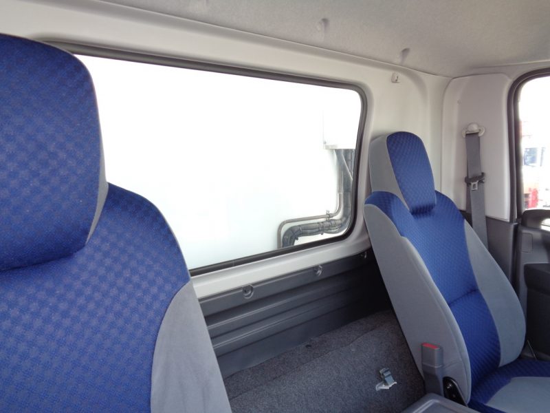 いすゞ 中型トラック 冷凍車PG付 画像