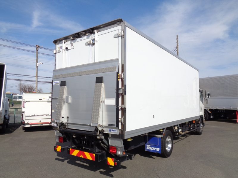 いすゞ 中型トラック 冷凍車PG付 画像