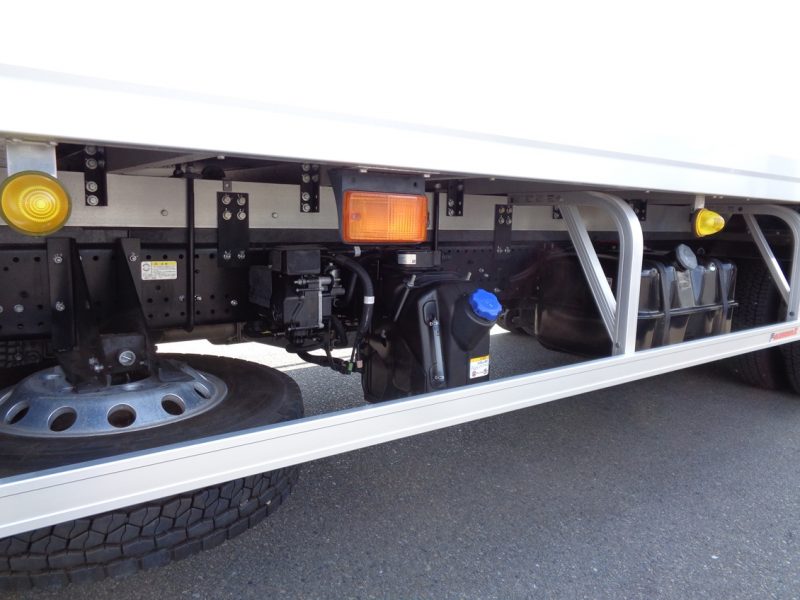 いすゞ 中型トラック 冷凍車エアサス格納PG付(RHシステム) 画像