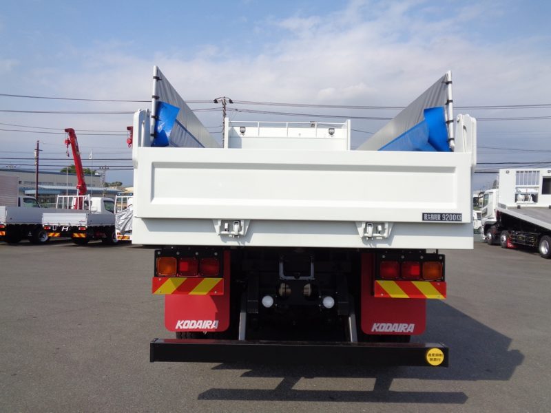 三菱 大型トラック ダンプ土砂5.3m 画像