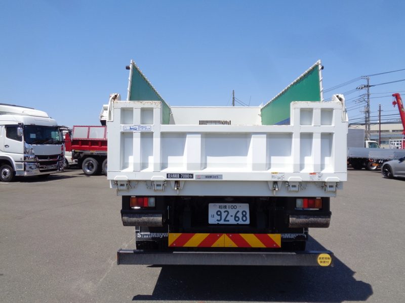 三菱 大型トラック 増tセフティーダンプ(7.0t)4.0m 画像