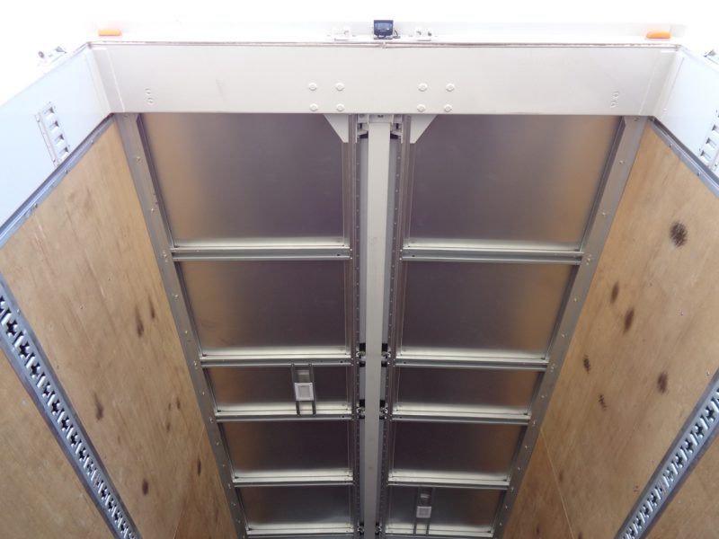 三菱 大型トラック ウィングエアサスハイルーフ 画像