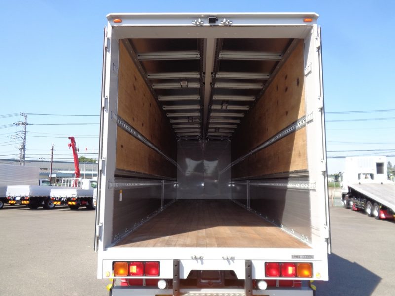 三菱 大型トラック ウィングエアサスハイルーフ 画像