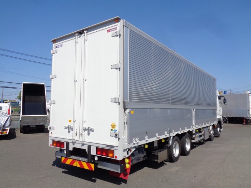 三菱 大型トラック ウィングエアサスハイルーフ 画像
