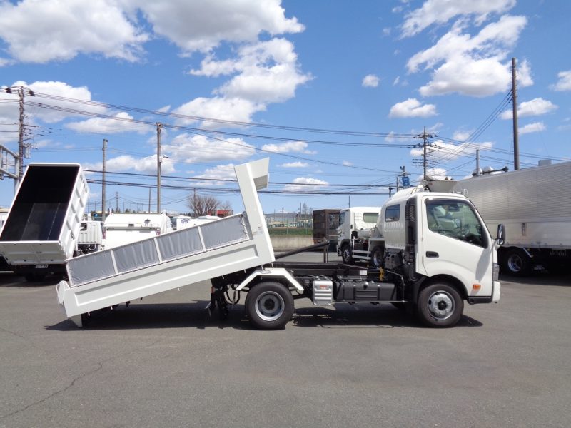 日野 小型トラック セフティーダンプワイド3.5ｔ 画像