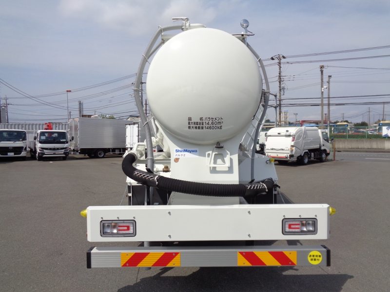 日野 大型トラック バラセメントエアサス 画像