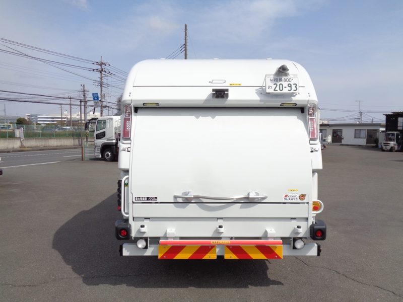 三菱 中型トラック 塵芥車(プレス式)8.7m3 画像