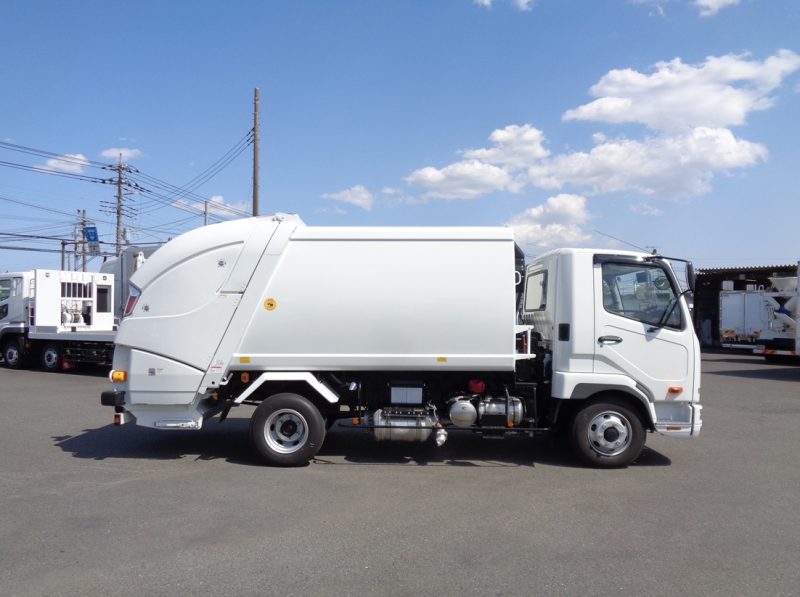 三菱 中型トラック 塵芥車(プレス式)8.7m3 画像