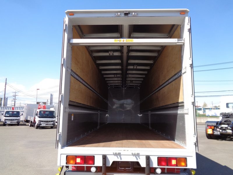 三菱 大型トラック ウィングエアサスハイルーフ 画像