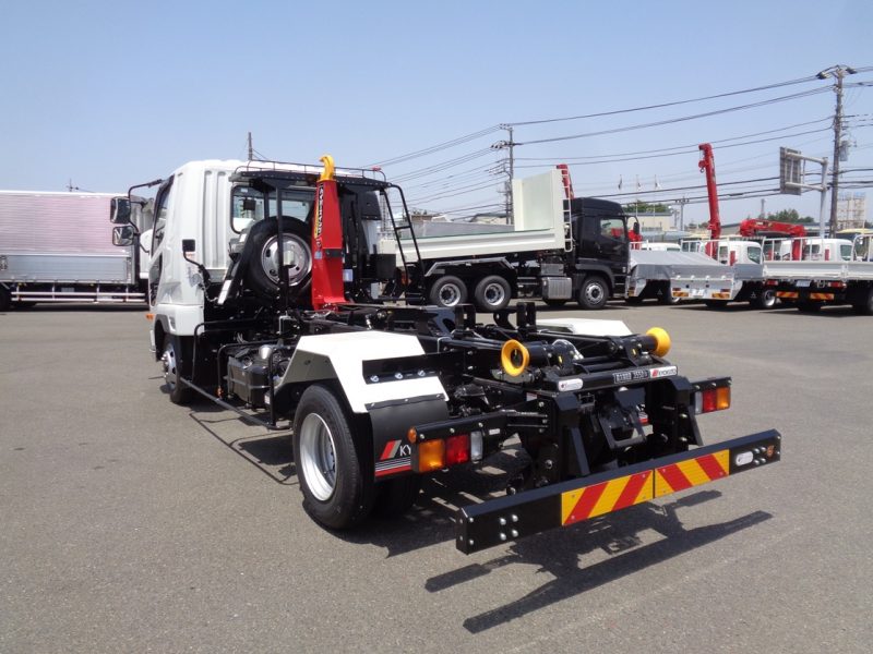 三菱 中型トラック フックロール 画像
