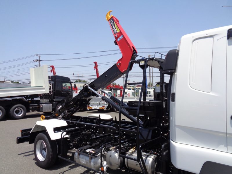 三菱 中型トラック フックロール 画像