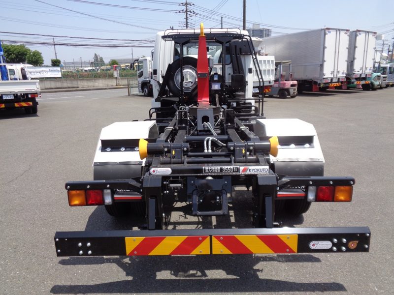 三菱 中型トラック フックロール 画像