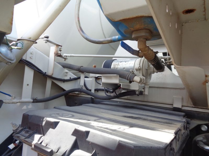 いすゞ 大型トラック ミキサー4.2m3カヤバ 画像
