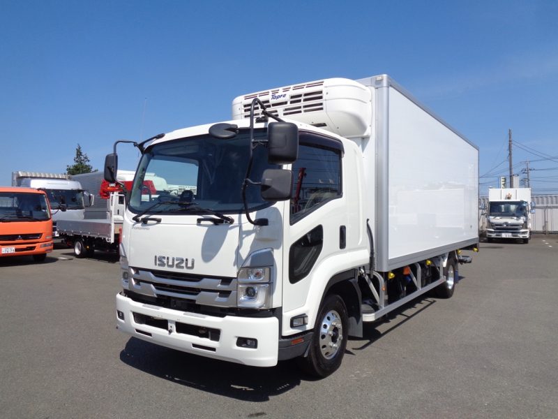 いすゞ 中型トラック 冷凍車格納PG付 画像