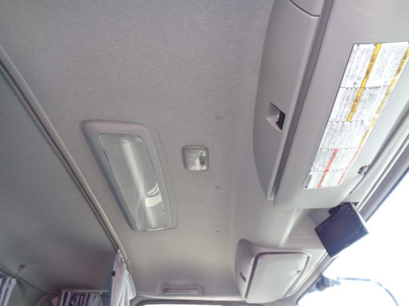 いすゞ 中型トラック 冷凍車エアサス格納PG付(スタンバイ・加温付) 画像