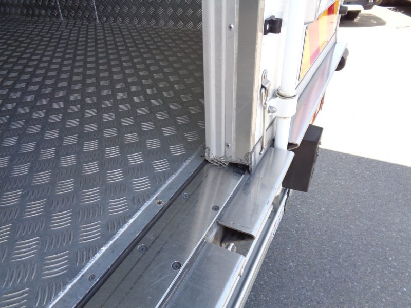 いすゞ 中型トラック 冷凍車エアサス格納PG付(スタンバイ・加温付) 画像