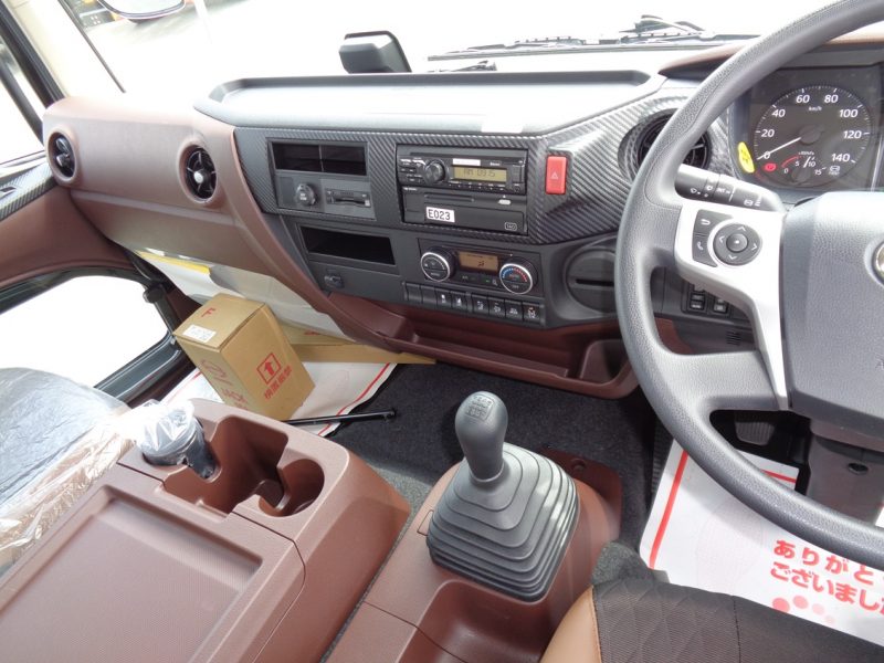 日野 大型トラック 増tロングアームロール8.2t(ロング・ショート切替) 画像