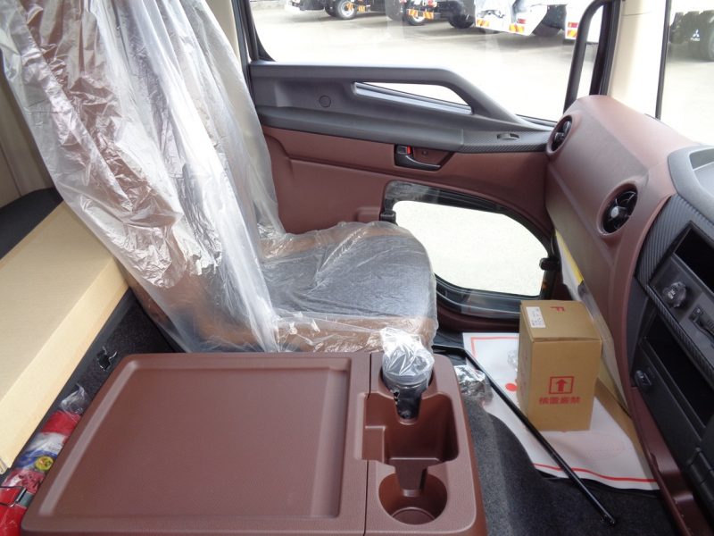 日野 大型トラック 増tロングアームロール8.2t(ロング・ショート切替) 画像