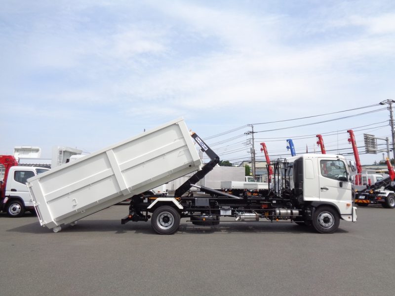 日野 大型トラック 増tロングアームロール8.2t(ロング・ショート切替) 画像