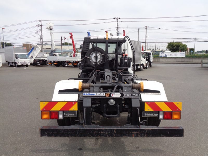 三菱 中型トラック アームロール 画像