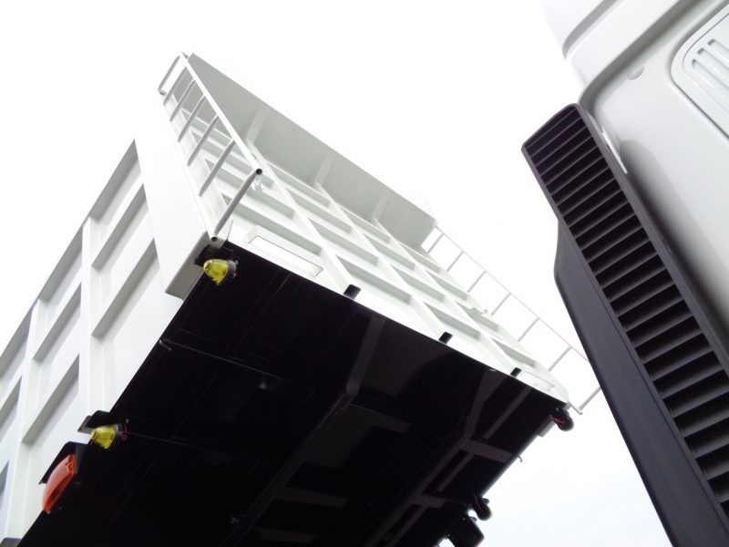 三菱 大型トラック 深ダンプハイルーフ 画像