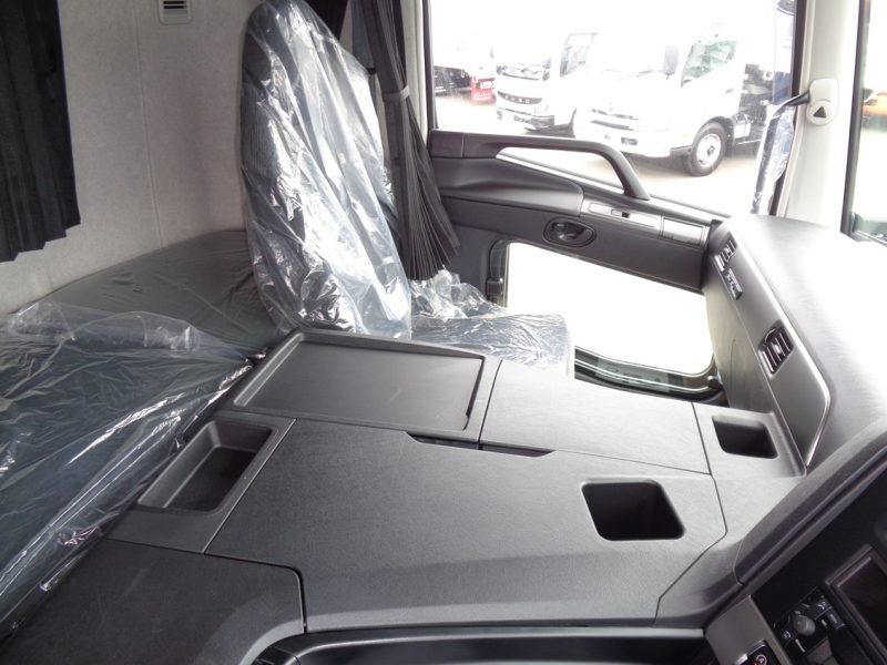 三菱 大型トラック 深ダンプハイルーフ 画像