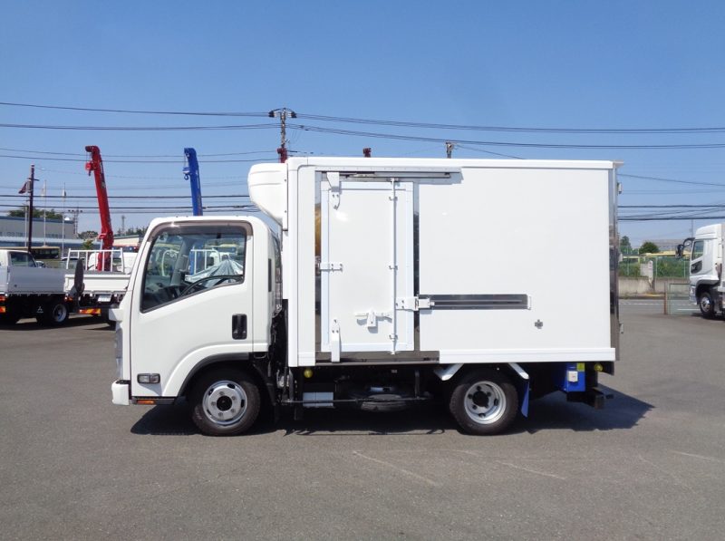 いすゞ 小型トラック 冷凍車低温(標準幅・スムーサー)スタンバイ付 画像