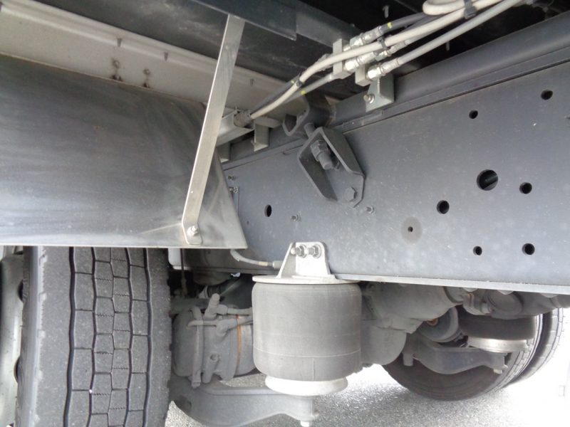 いすゞ 大型トラック ウィングエアサスハイルーフ 画像