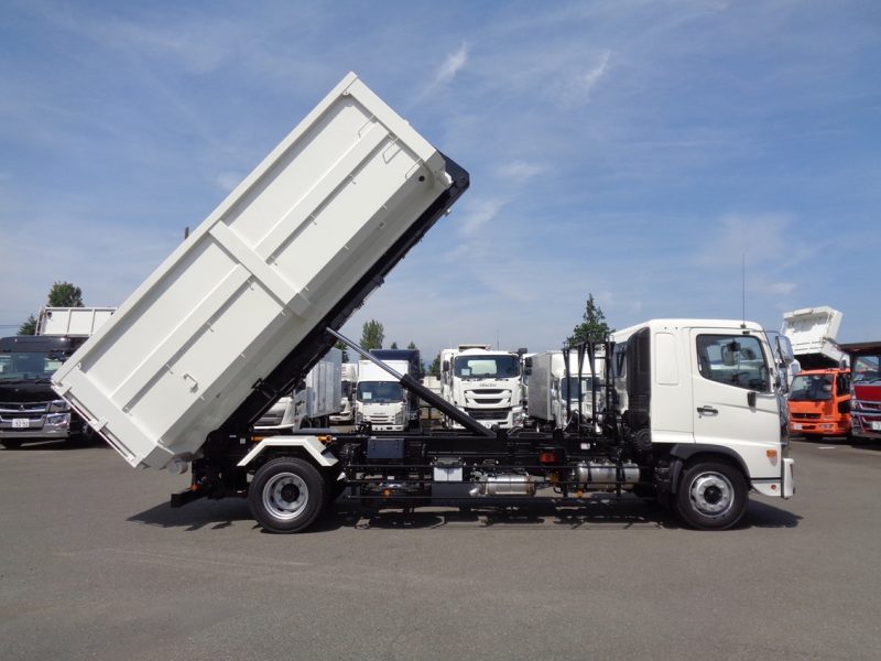 日野 大型トラック 増tロングアームロール8.2t(ロング・ショート切替) 画像